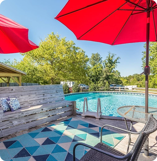 Outdoor Seating and Functional Areas